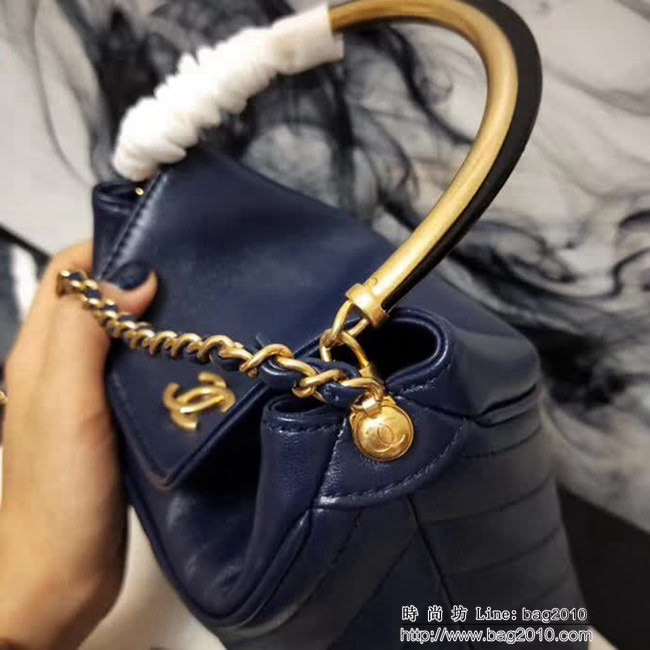 香奈兒CHANEL2018新款Chanel水桶包拼復古掉色五金手柄水染羊皮 DSC1010